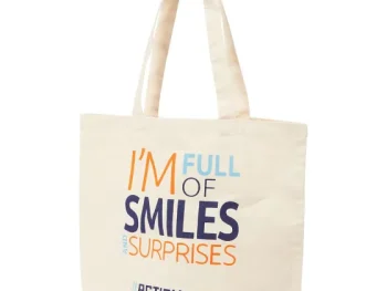 Online Action Draagtas Print