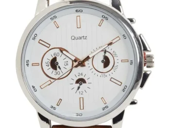 Clearance Merk Horloge Meerkleurig