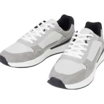 lage-sneakers-ugSYjfuM-0.webp