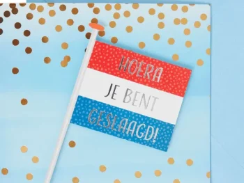 Discount Office Essentials Wenskaart 'Geslaagd' Print